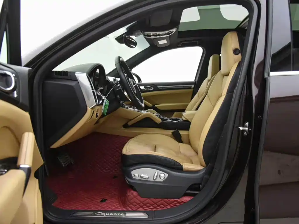 Porsche Cayenne 2015 — фото 15
