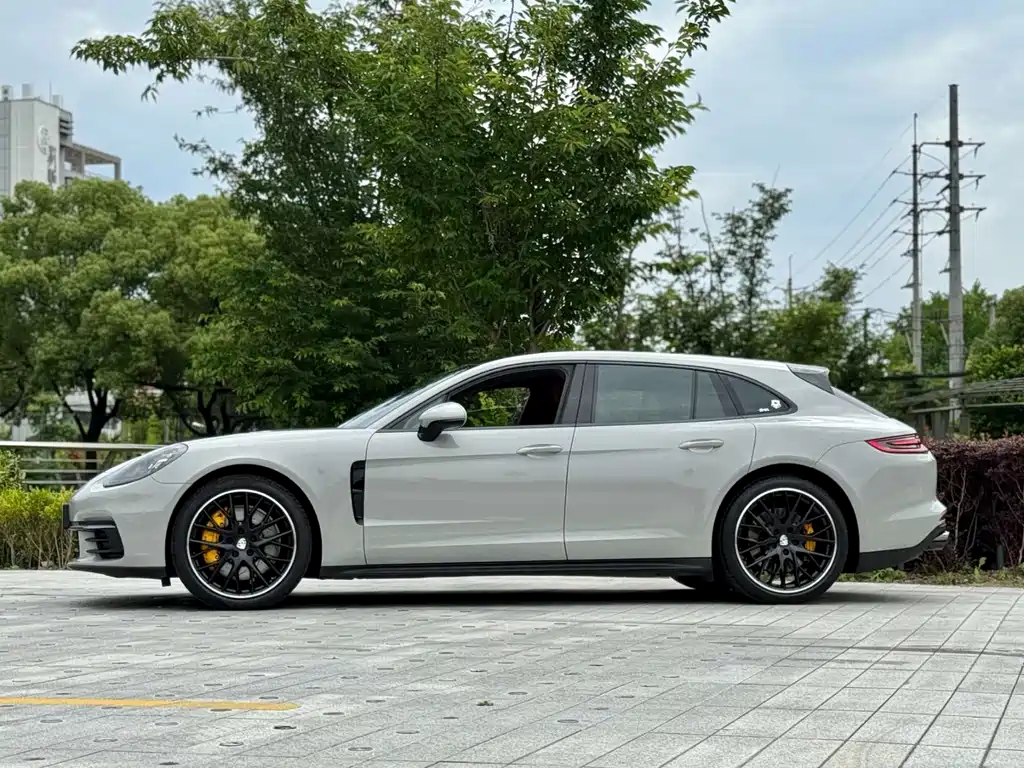 Porsche Panamera 2018 — фото 2