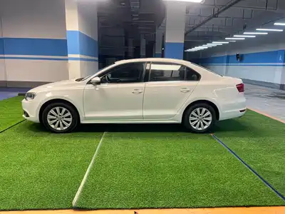 Volkswagen Sagitar 2014