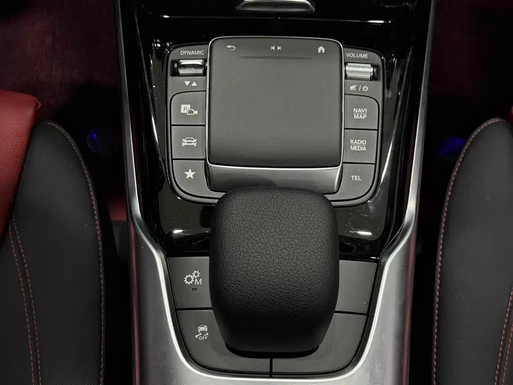Mercedes-Benz A-Class AMG 2023 — фото 27