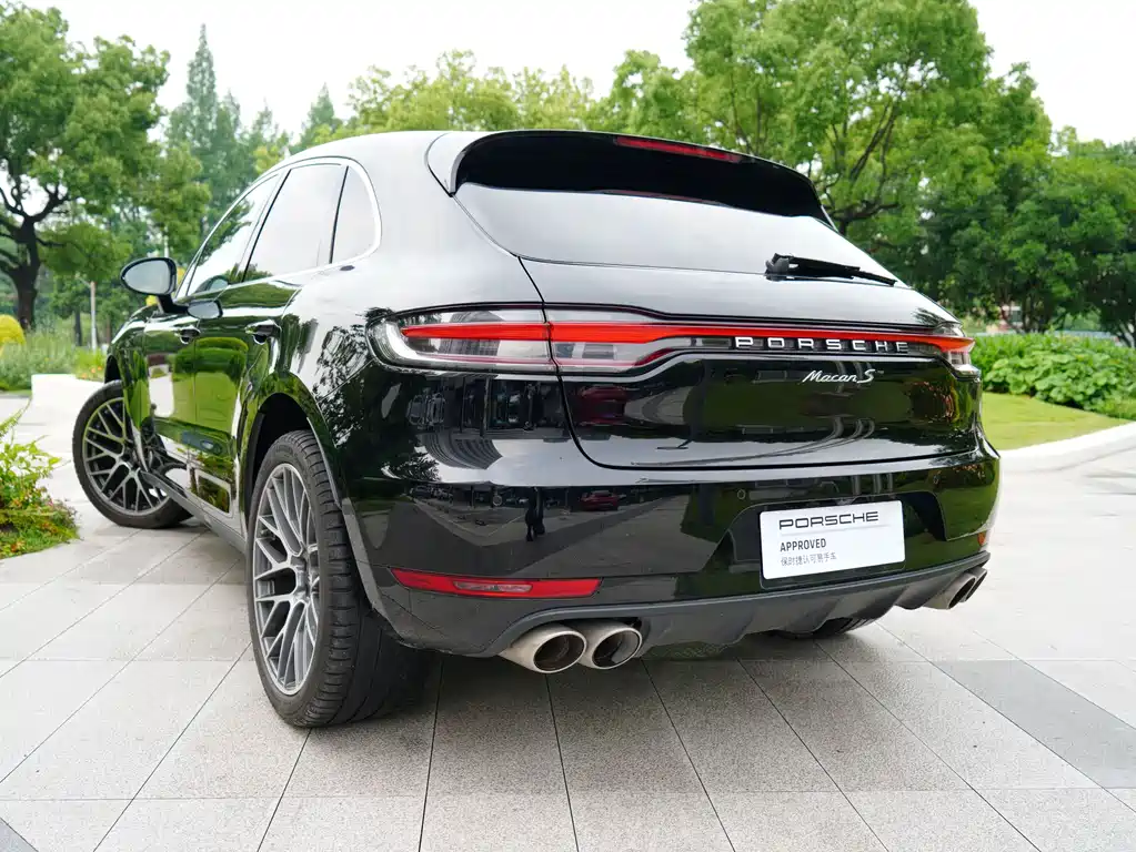 Porsche Macan 2020 — фото 16