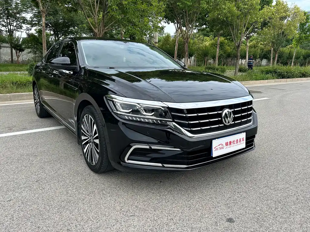 Volkswagen Passat 2021