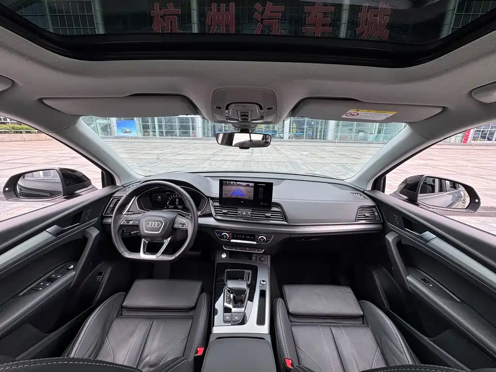 Audi Q5L 2022 — фото 15
