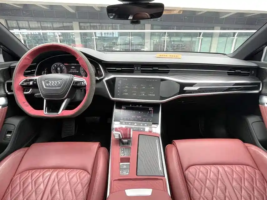 Audi A7L 2024