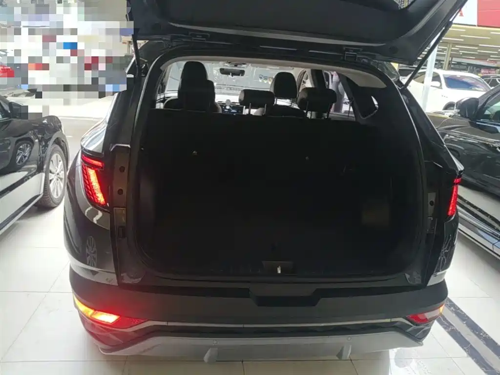 Hyundai Tucson 2023 — фото 19