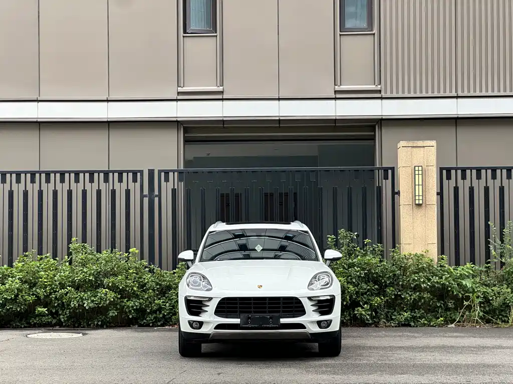 Porsche Macan 2016