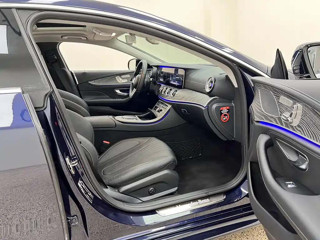 Mercedes-Benz CLS 2019 — фото 28