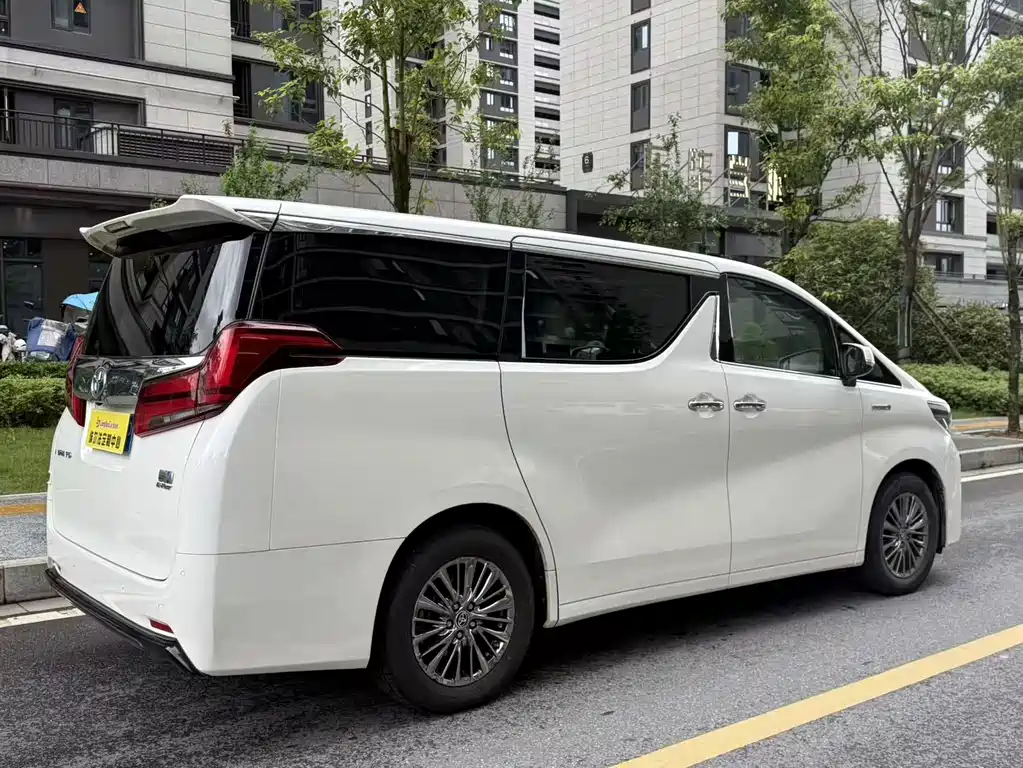 Toyota Alphard 2019 — фото 5