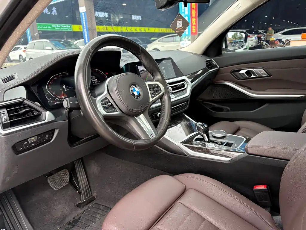 BMW 3 Series 2021