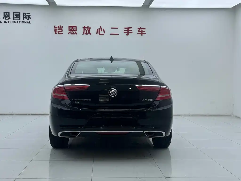 Buick LaCrosse 2018 — фото 16