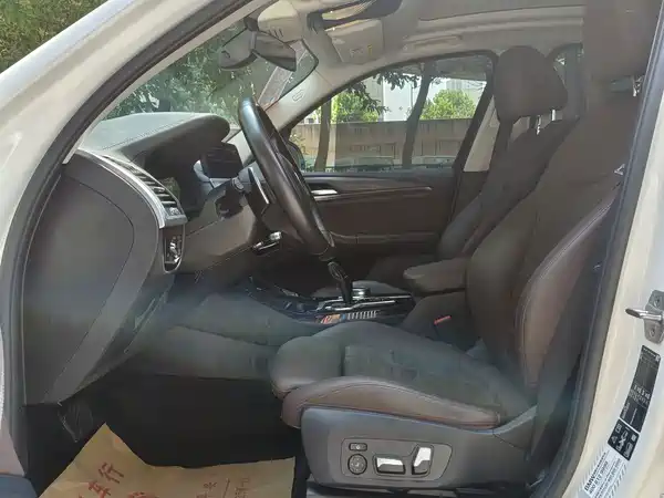 BMW X3 2021