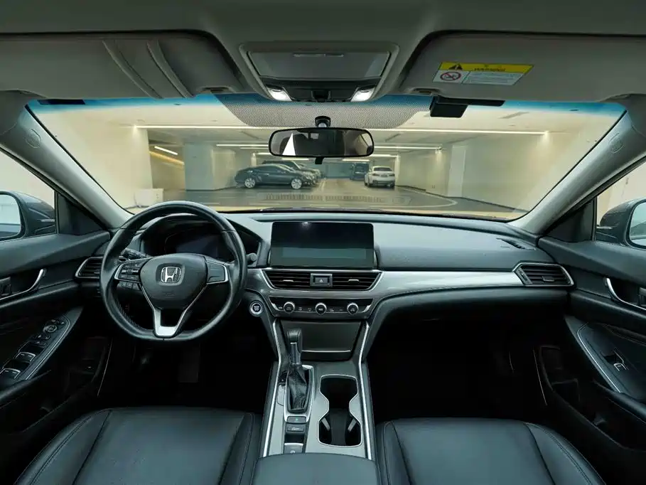Honda Accord 2022 — фото 20