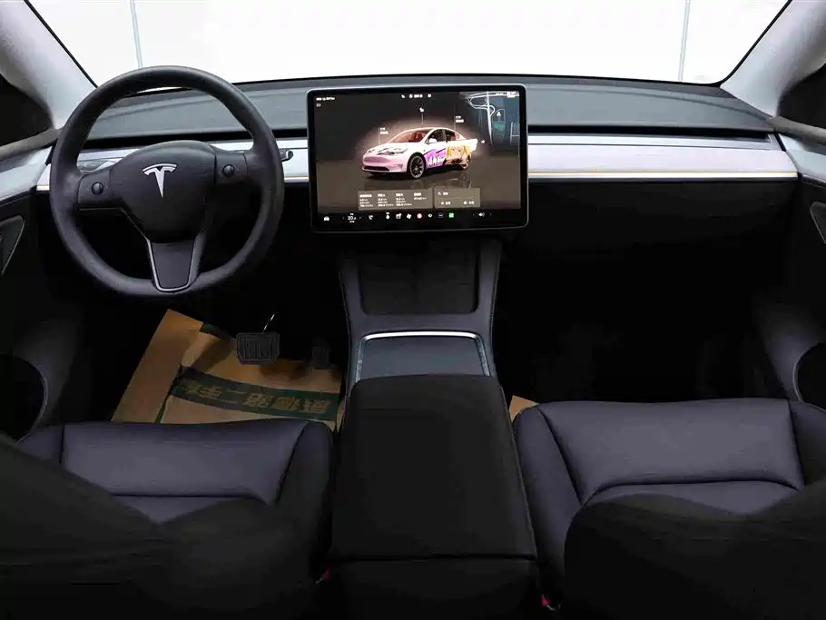 Tesla Model Y 2024 — фото 24