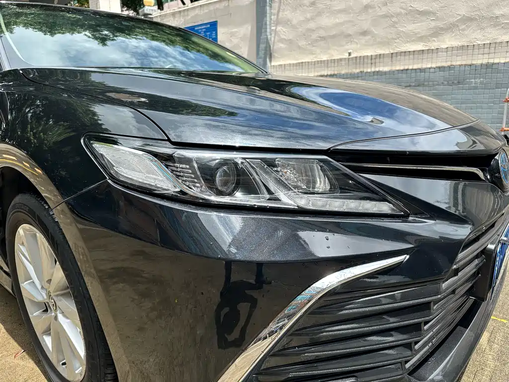 Toyota Camry 2021 — фото 7