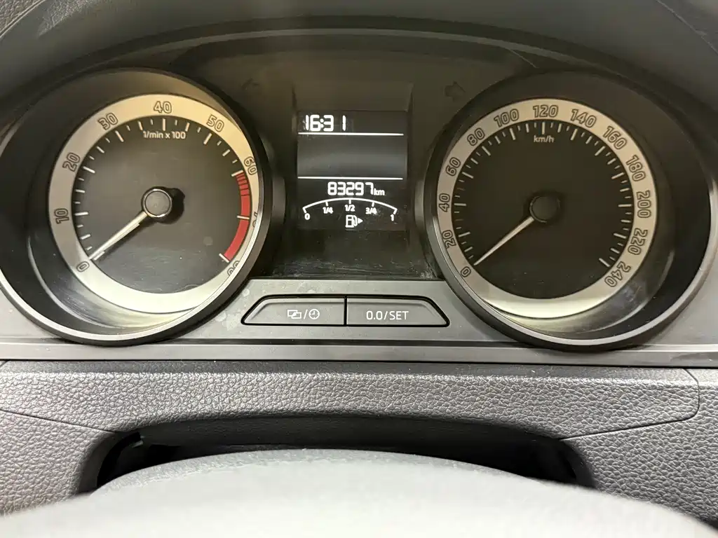 Skoda Rapid Spaceback 2019 — фото 16