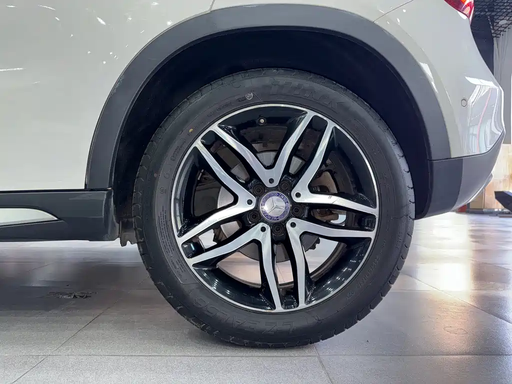 Mercedes-Benz GLA 2017 — фото 10