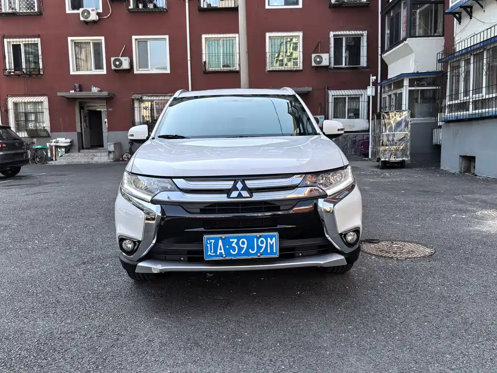 Mitsubishi Outlander 2017