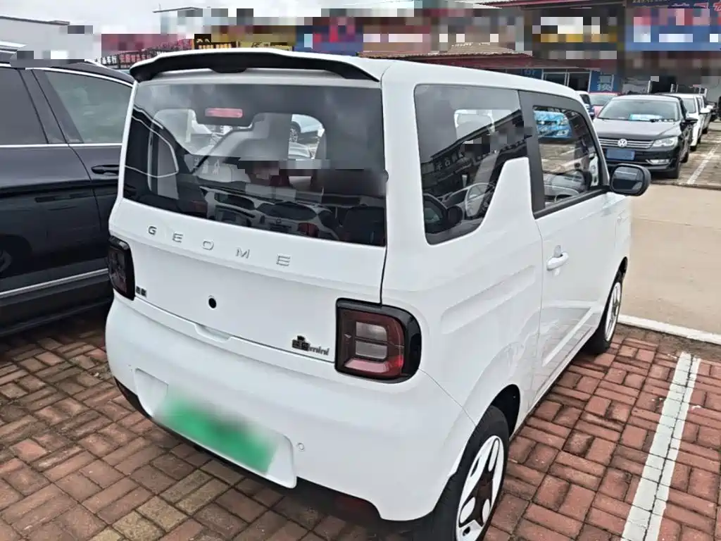 Geely Galaxy Panda 2025 — фото 7