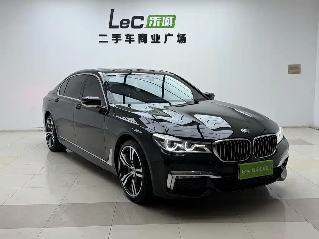 BMW 7 Series 2019 — фото 2