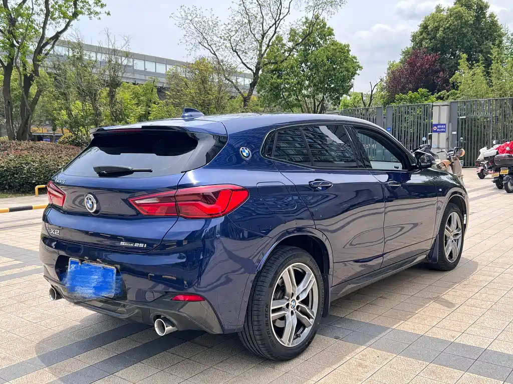 BMW X2 2020 — фото 21