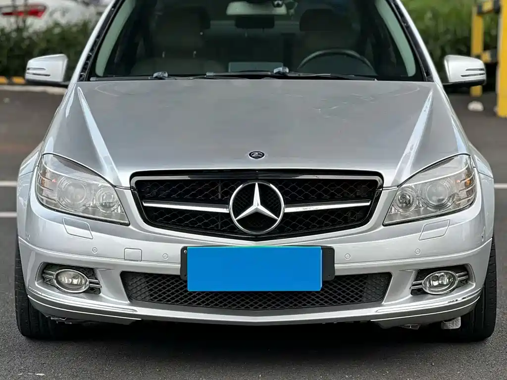 Mercedes-Benz C-Class 2011 — фото 3