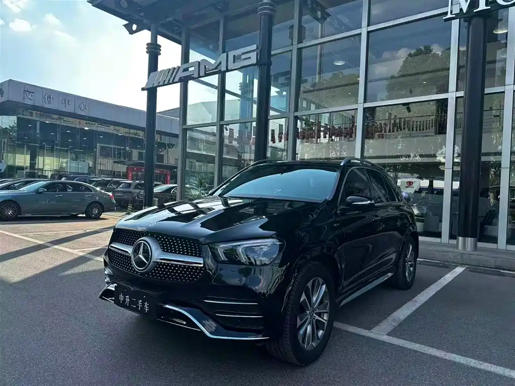 Mercedes-Benz GLE 2023 — фото 4