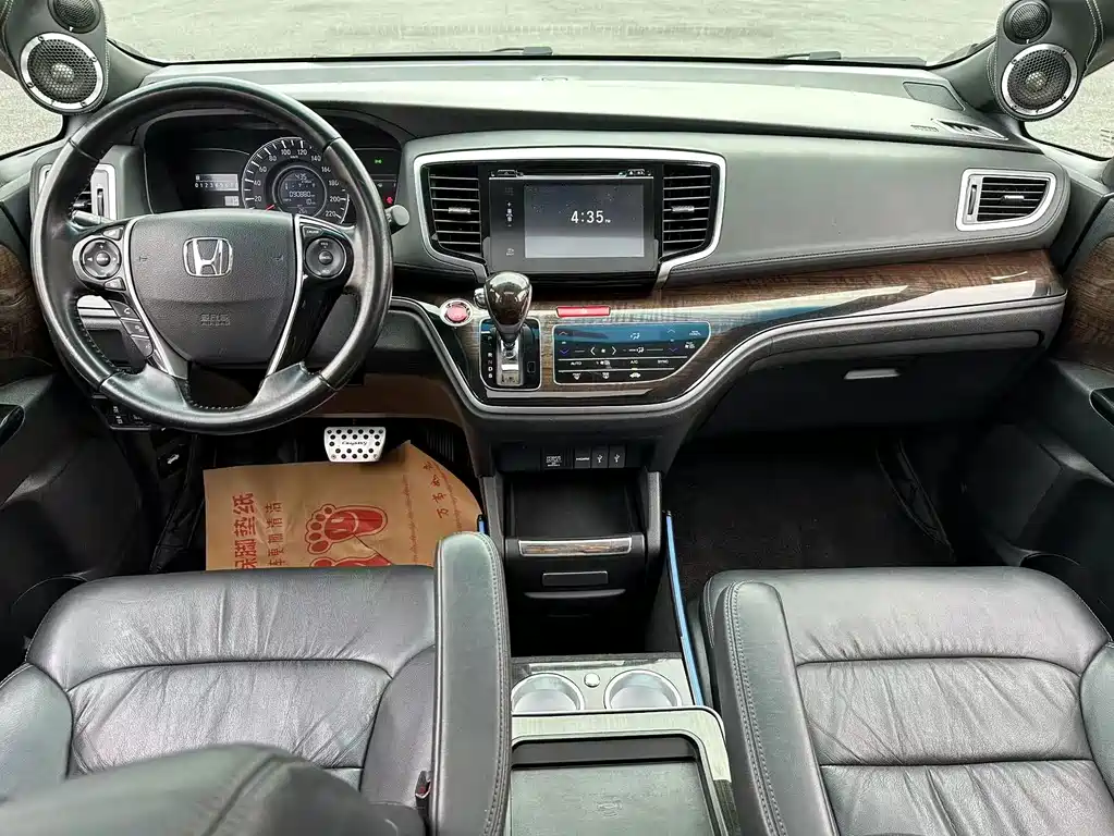 Honda Odyssey 2018 — фото 4