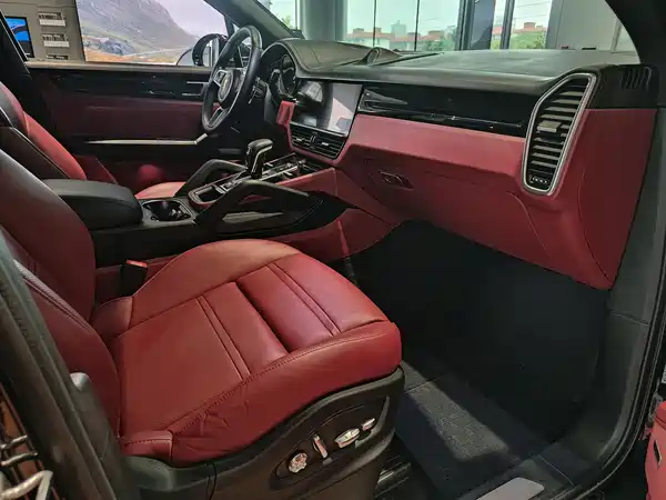 Porsche Cayenne 2019