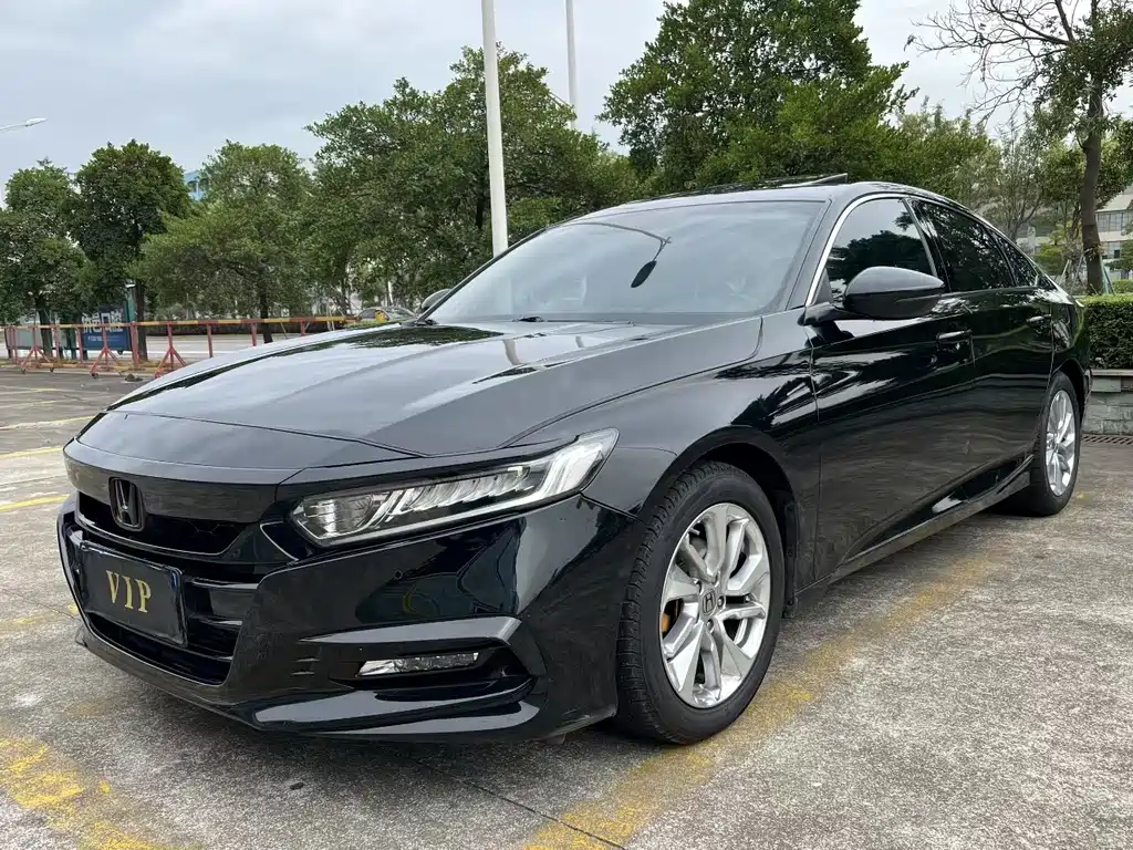 Honda Accord 2020 — фото 1