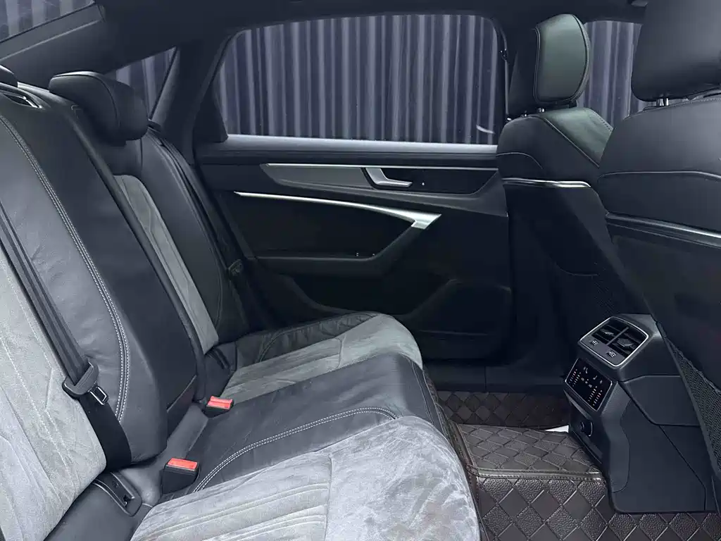 Audi A6L 2019 — фото 14