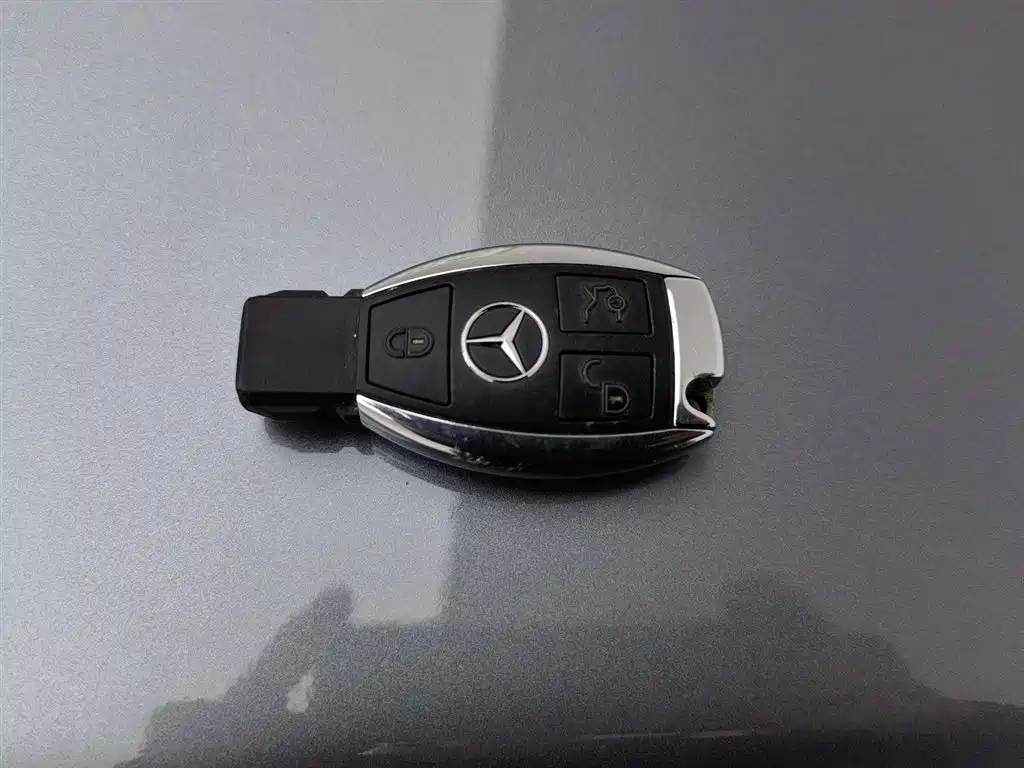 Mercedes-Benz C-Class 2017 — фото 19