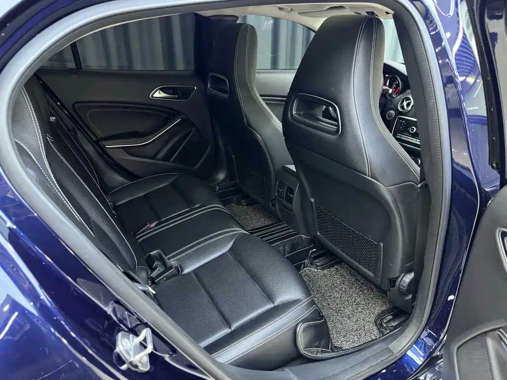 Mercedes-Benz GLA 2018 — фото 22
