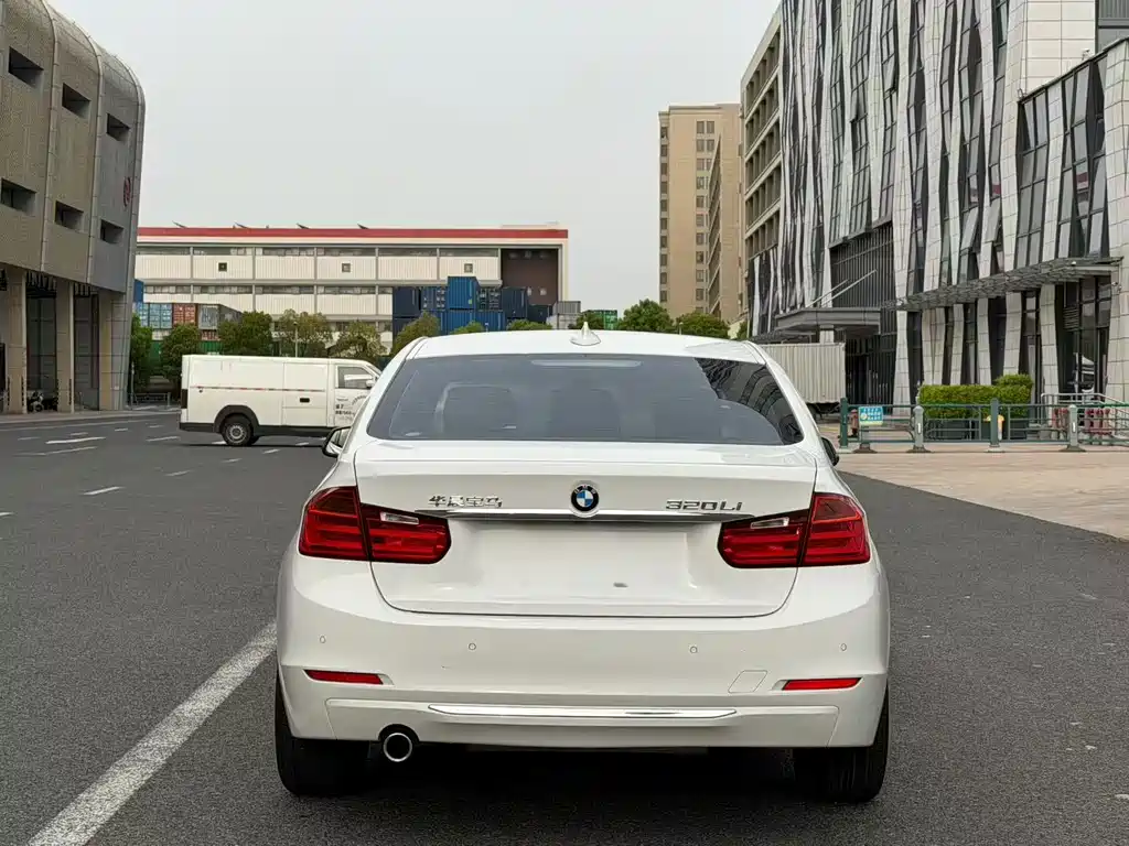 BMW 3 Series 2014 — фото 4