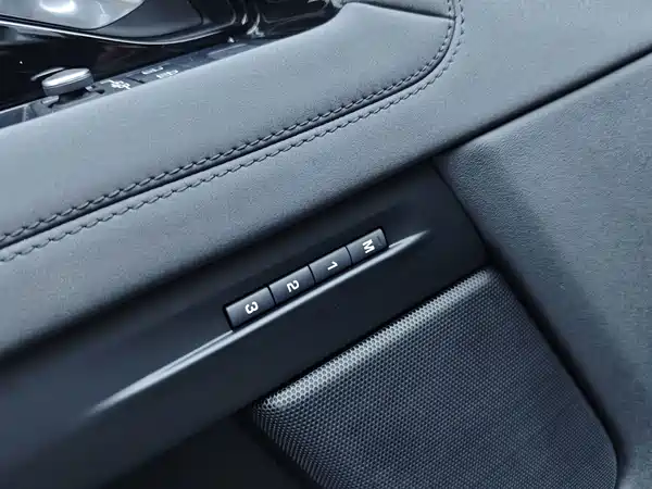 Land Rover Range Rover Evoque 2022