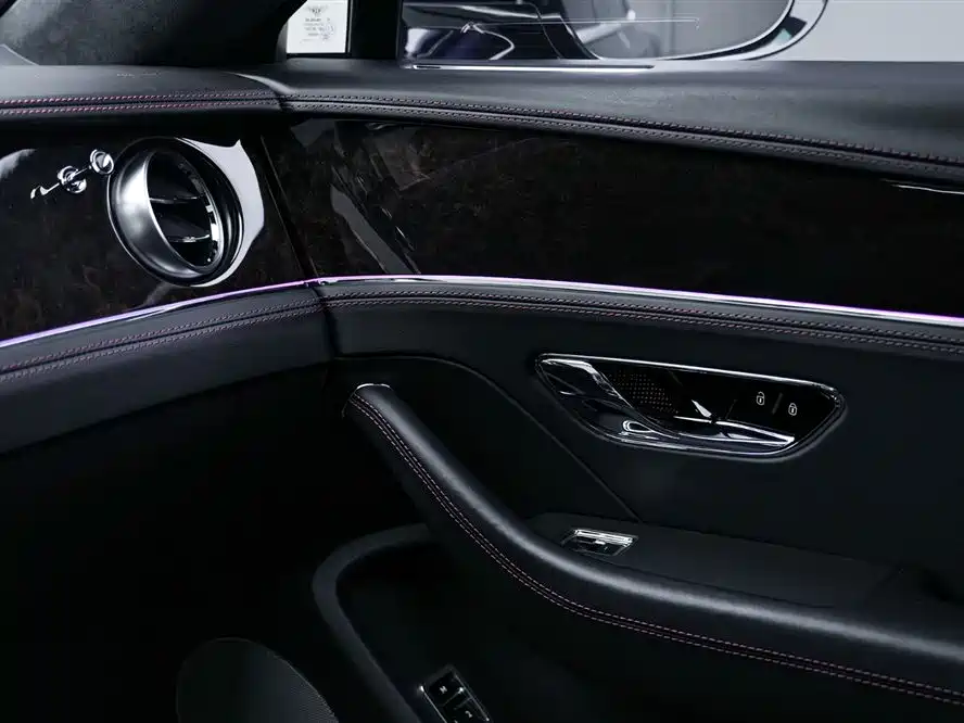 Bentley Flying Spur 2022 — фото 21