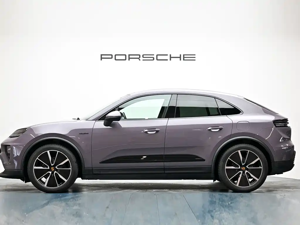 Porsche Macan EV 2025 — фото 3