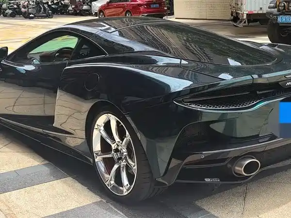 McLaren GT 2019