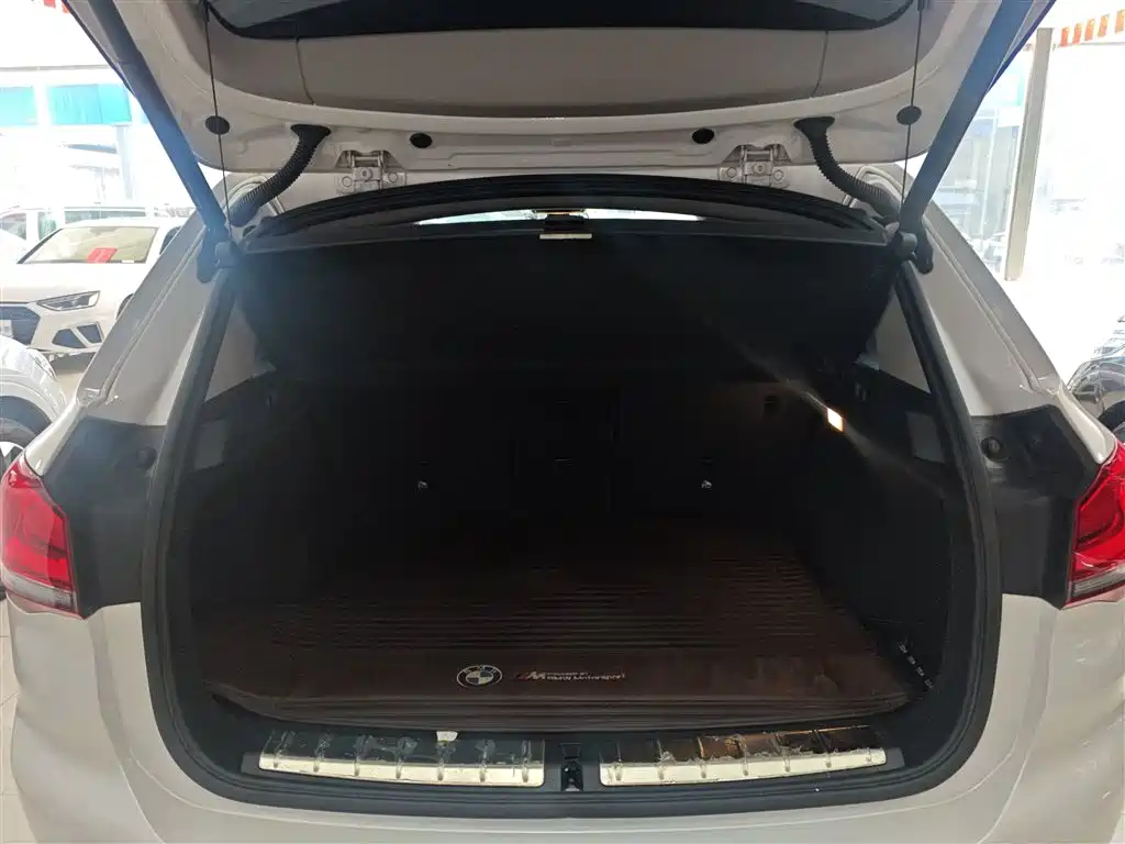 BMW X1 2020 — фото 15