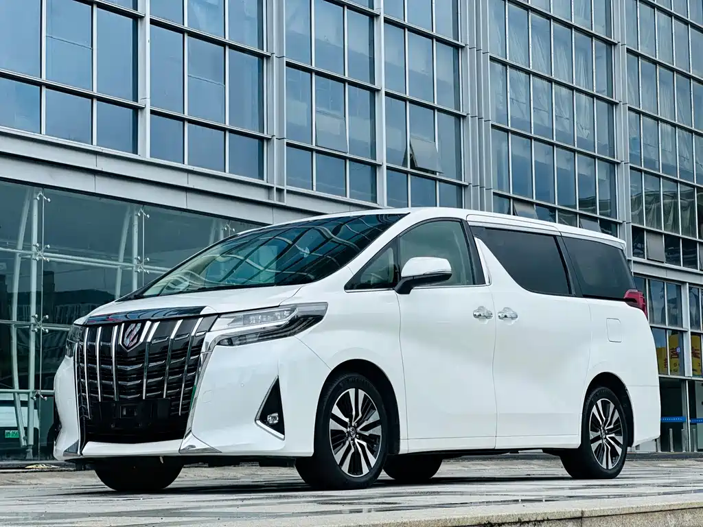 Toyota Alphard 2019 — фото 1