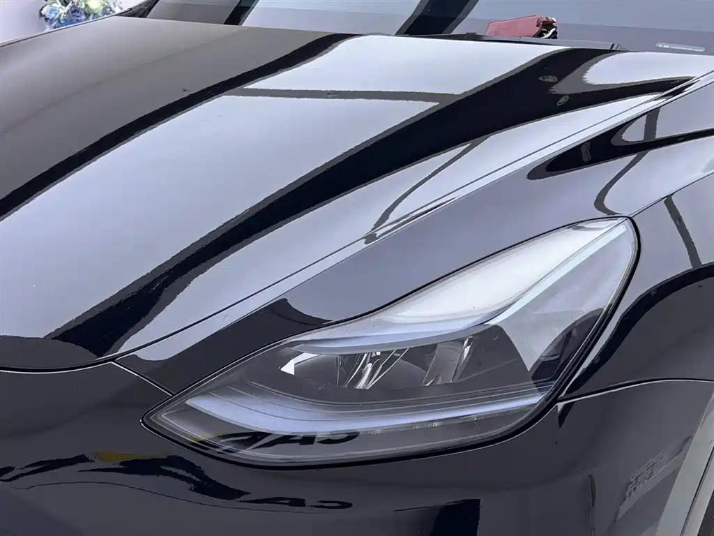 Tesla Model Y 2023 — фото 12