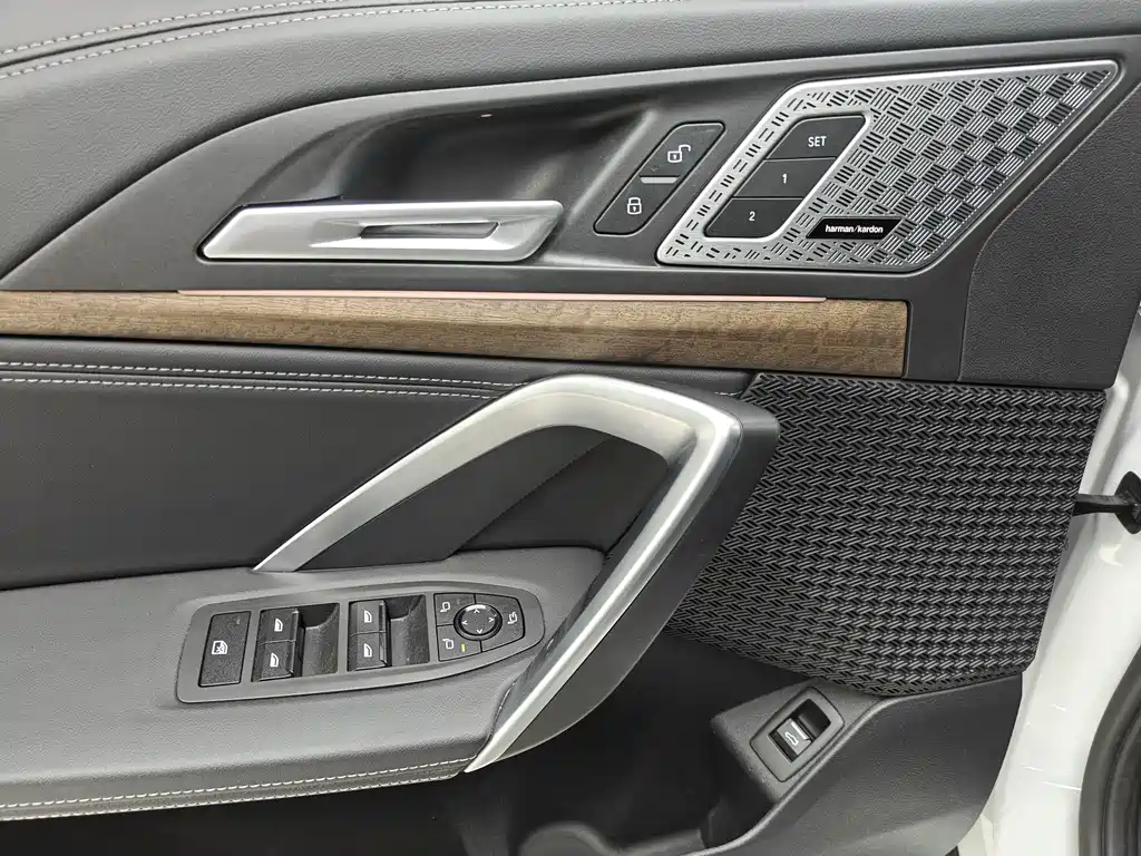 BMW X1 2023 — фото 16