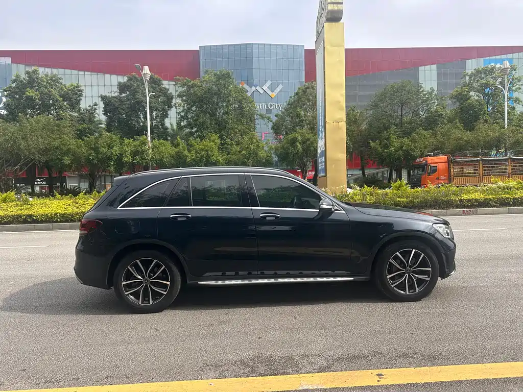Mercedes-Benz GLC 2020 — фото 13