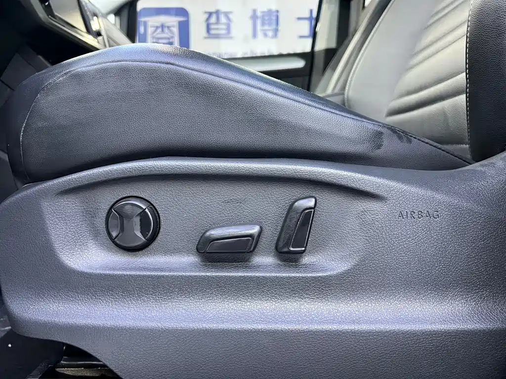 Volkswagen Touran 2021