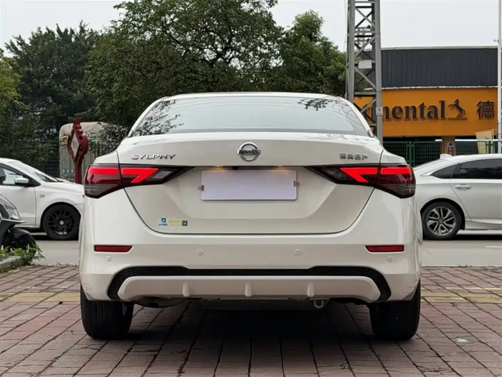 Nissan Sylphy 2021 — фото 11