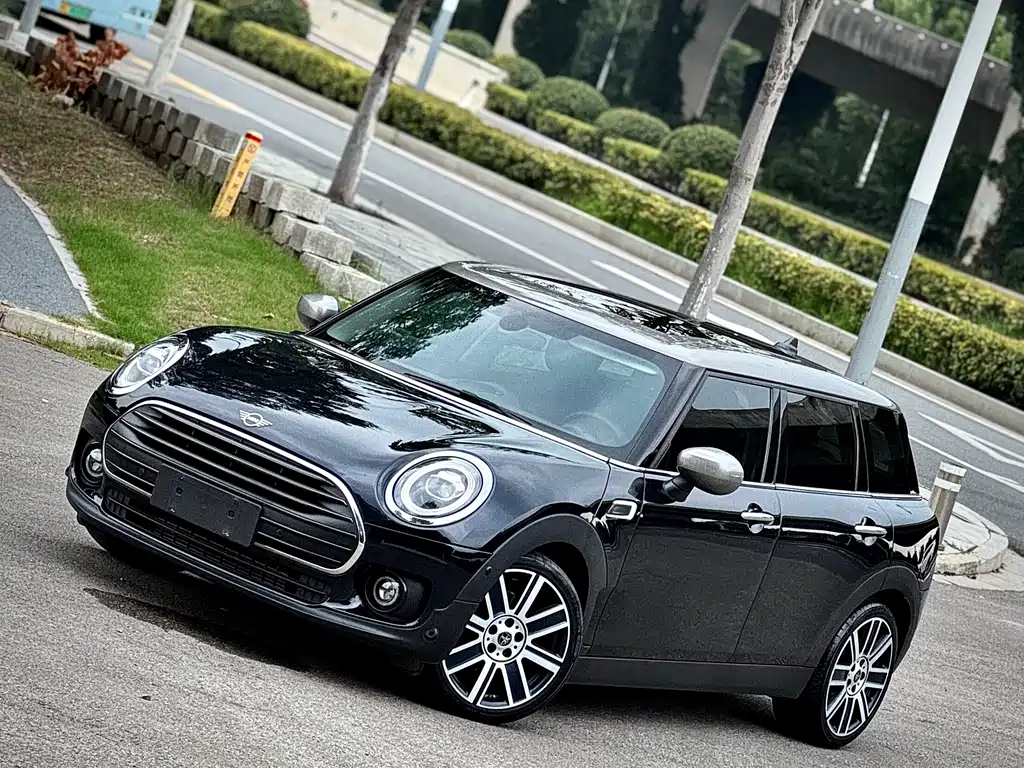 MINI Clubman 2021