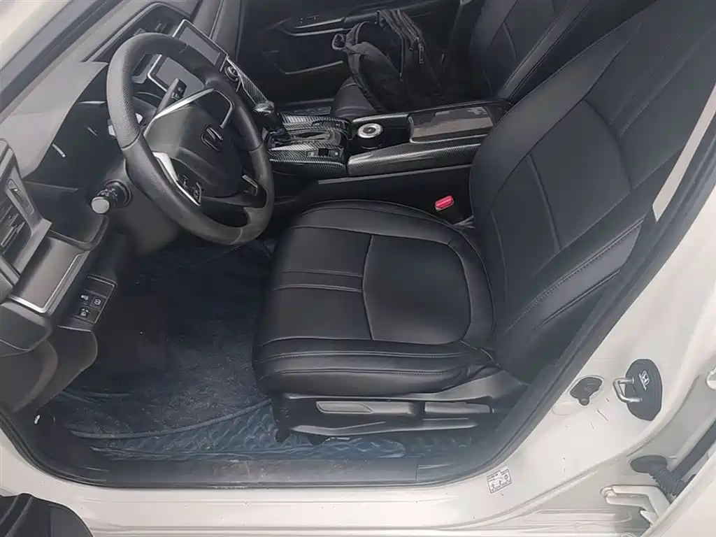 Honda Civic 2017 — фото 15