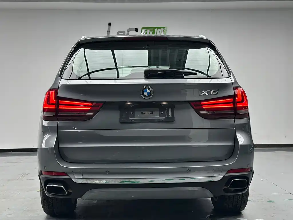 BMW X5 2017 — фото 9