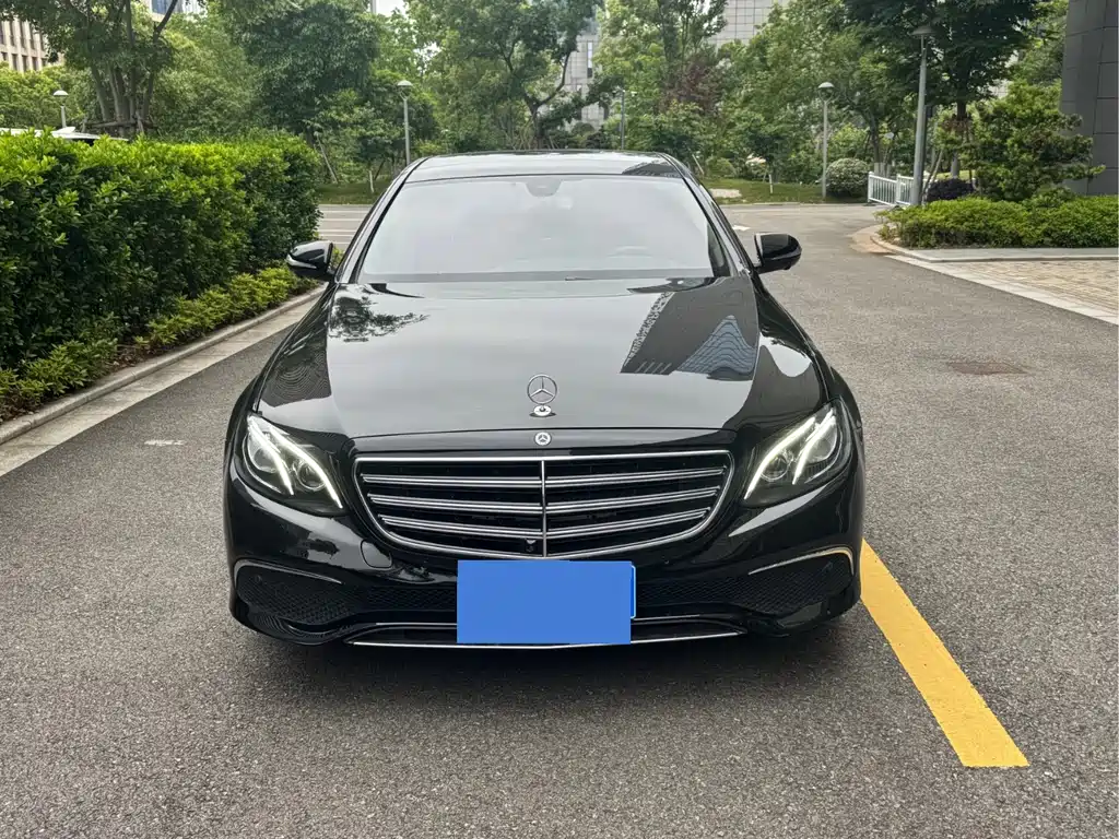 Mercedes-Benz E-Class 2019