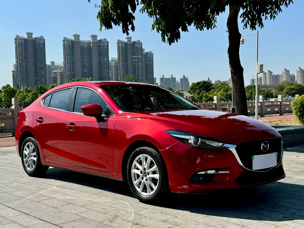 Mazda 3 Axela 2018 — фото 3