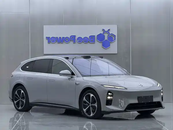 NIO ET5T 2025